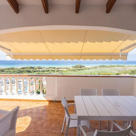 Lucas - Magnificent Sea Views *