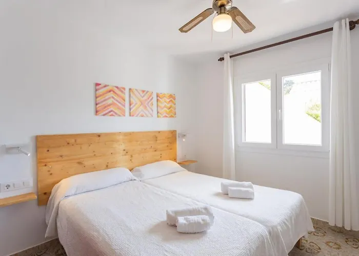 Lucas - Magnificent Sea Views וילה *