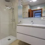 Lucas - Magnificent Sea Views